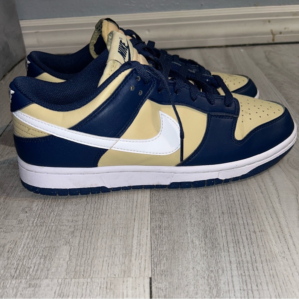 WMNS DUNK LOW NEXT NATURE 'NAVY GOLD' WOMEN SIZE 10